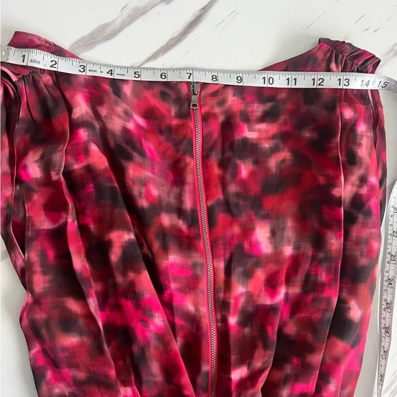 ALICE + OLIVIA  Red Watercolor Silk Mini Dress - Picture 4 of 9